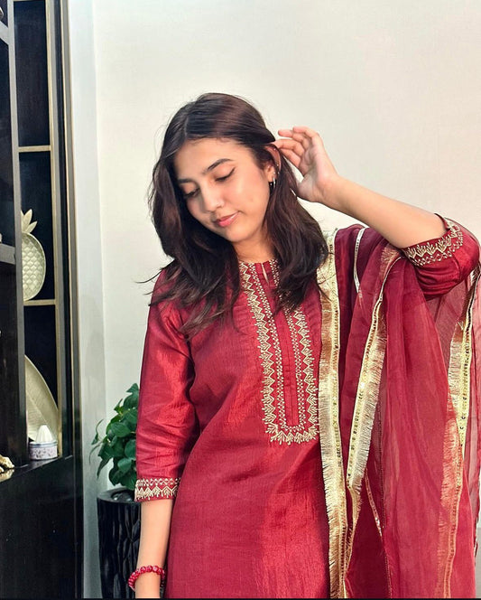 Red Kathaan SIlk Formal Fit